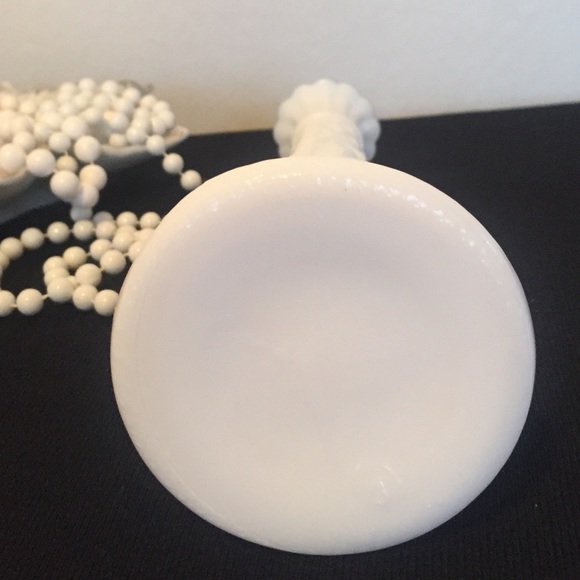 Vintage Milk Glass Vase - Picture 2 of 3